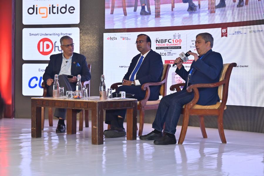 Honouring guest